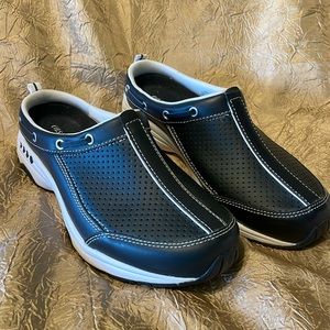 Easy Spirit Travelrios Navy Mules Size 7